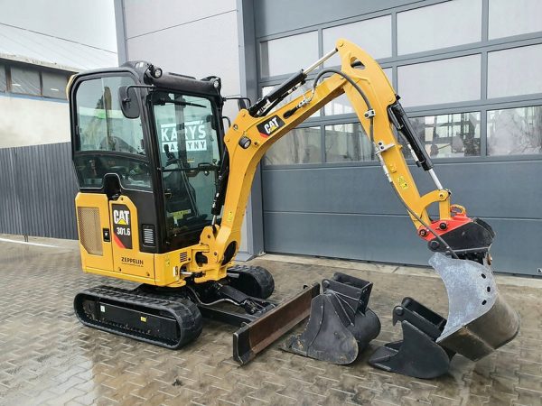 Caterpillar 301.6 mini-pelle occasion 1,8 t 2019 chenilles extensibles