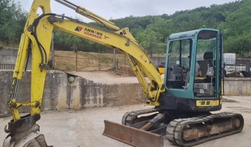 YANMAR VIO57U, 5,2T, 2010, + 3 GODETS
